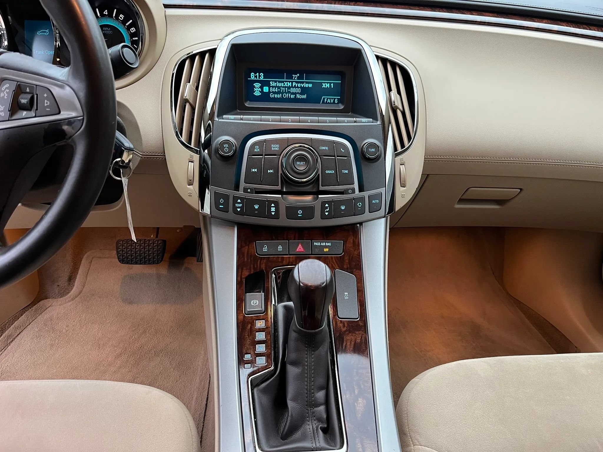 Used 2010 Buick LaCrosse CX FWD image 11