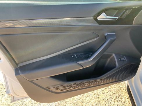 Used 2019 Volkswagen Jetta GLI image 22