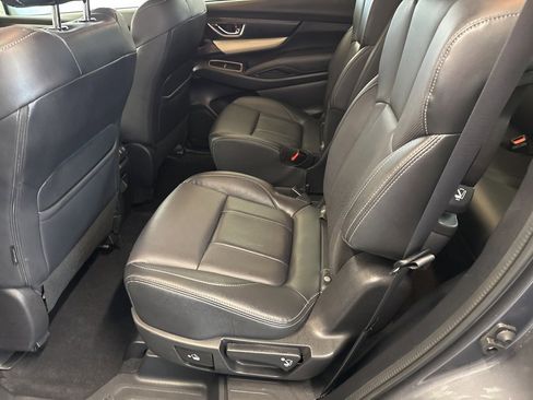 Used 2022 Subaru Ascent Limited image 19