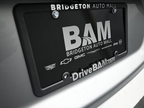 Used 2025 Chevrolet Malibu LT FWD image 26