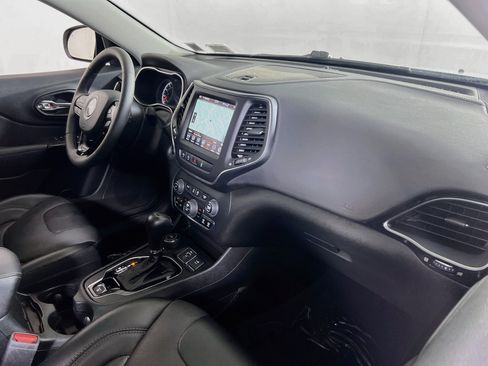 Used 2023 Jeep Cherokee Altitude Lux w/ Lux Elite Package AWD/4WD image 29