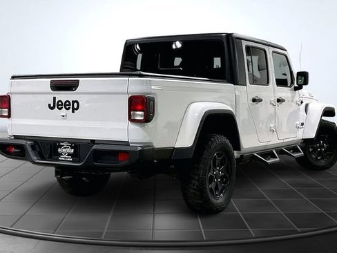 Used 2021 Jeep Gladiator Sport AWD/4WD image 2