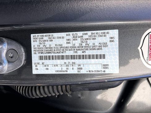 Certified 2025 Ford Escape ST-Line AWD/4WD image 34