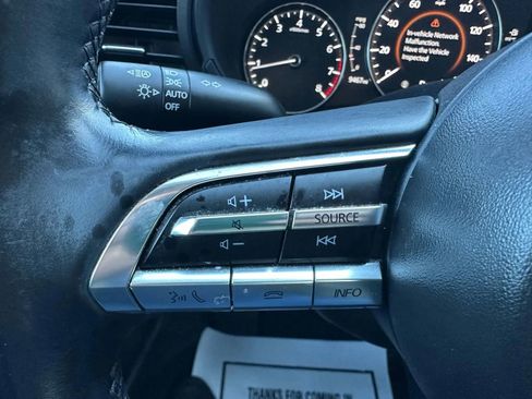 Used 2022 MAZDA MAZDA3 s FWD image 27