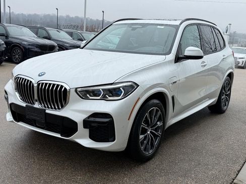 Used 2023 BMW X5 xDrive45e w/ Executive Package image 8