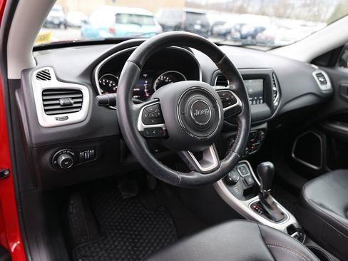 Used 2021 Jeep Compass Latitude w/ Convenience Group image 17