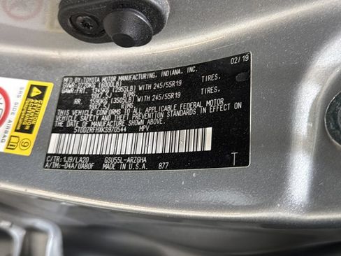 Used 2019 Toyota Highlander Limited w/ Protection Package #3 AWD/4WD image 11