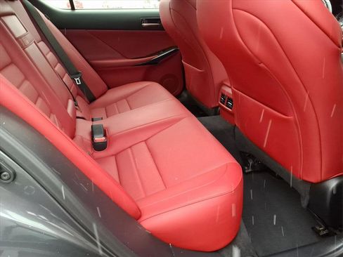 Certified 2022 Lexus IS 350 F Sport image 9