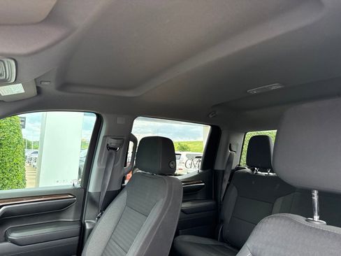 Used 2024 Chevrolet Silverado 1500 LT RWD image 14