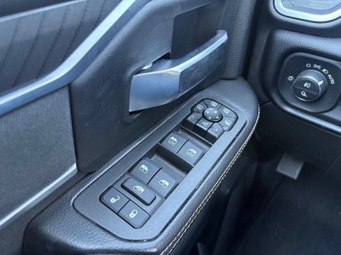 Used 2026 RAM 2500 Big Horn AWD/4WD image 16