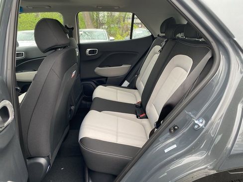 New 2026 Hyundai Venue SEL FWD image 13