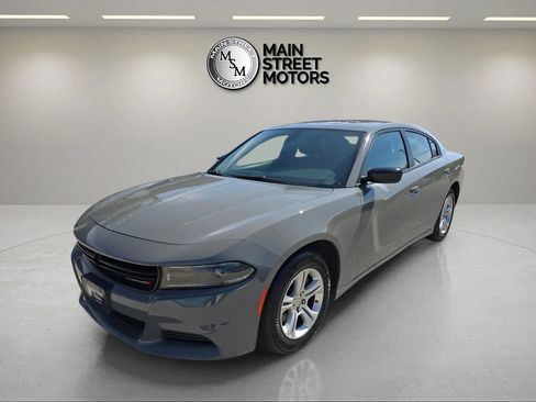 Used 2023 Dodge Charger SXT RWD image 1
