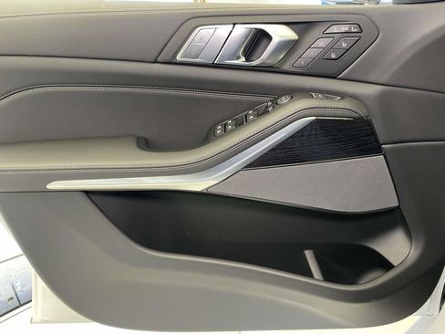 New 2026 BMW X7 xDrive40i AWD/4WD image 31