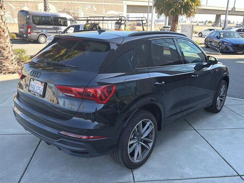 Used 2023 Audi Q3 2.0T Premium Plus w/ Premium Plus Package image 6