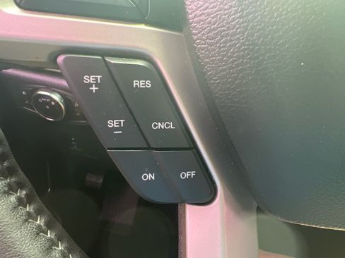 Used 2017 Ford F150 Lariat w/ Trailer Tow Package AWD/4WD image 21