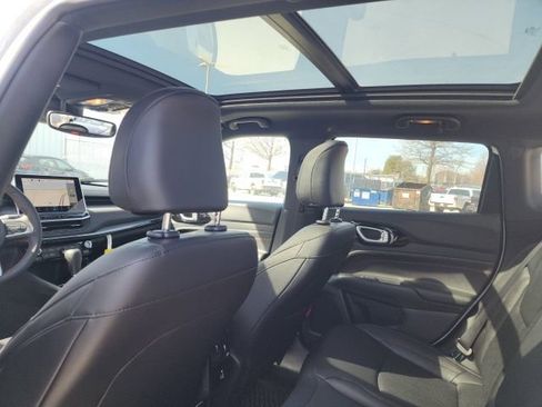 New 2026 Jeep Compass Trailhawk AWD/4WD image 2