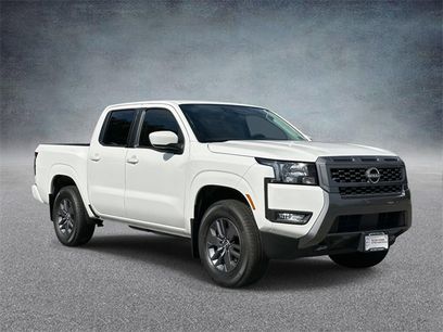 New 2025 Nissan Frontier SV w/ SV Convenience Package