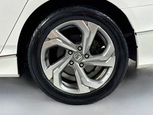 Used 2019 Honda Accord EX-L image 9
