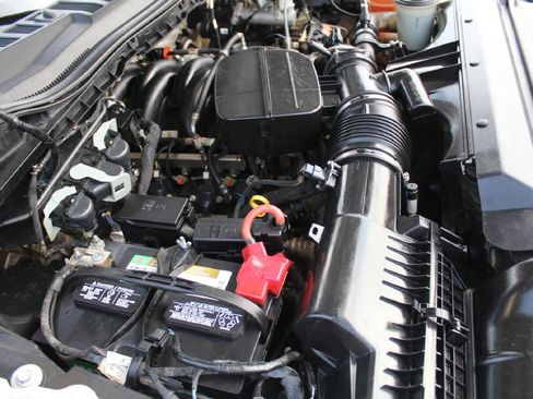 Used 2020 Ford F450 XL w/ Power Equipment Group image 32