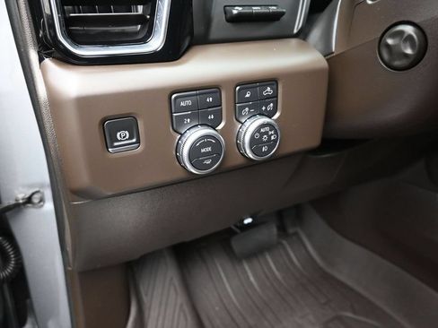 Used 2026 GMC Sierra 1500 Denali AWD/4WD image 13