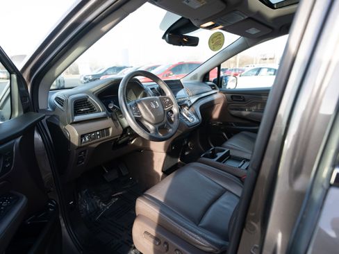 Used 2023 Honda Odyssey EX-L image 8