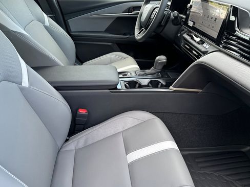 New 2026 Toyota Camry SE image 14