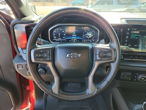 Used 2023 Chevrolet Silverado 1500 ZR2 w/ Technology Package image 19