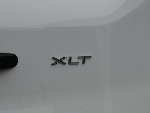 Used 2023 Ford Transit 350 XLT RWD image 8