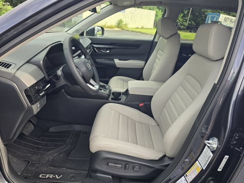 Used 2026 Honda CR-V EX-L image 12