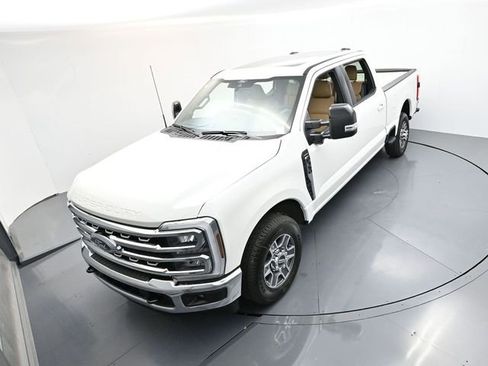 New 2026 Ford F350 Lariat RWD image 25
