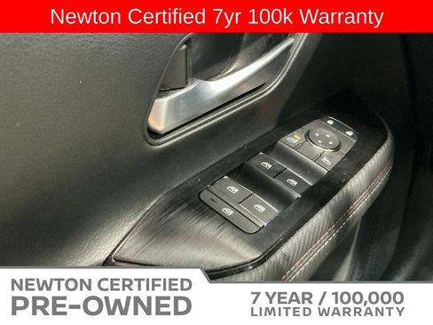 Used 2025 Nissan Kicks SR FWD image 31