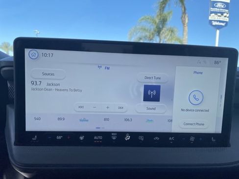 New 2025 Ford Maverick XLT w/ XLT Luxury Package image 11