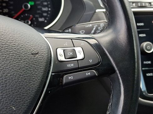 Used 2019 Volkswagen Tiguan SE w/ Panoramic Sunroof Package AWD/4WD image 23