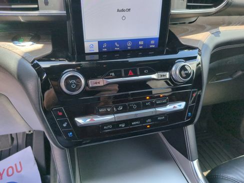 Certified 2022 Ford Explorer Platinum w/ Equipment Group 601A AWD/4WD image 26
