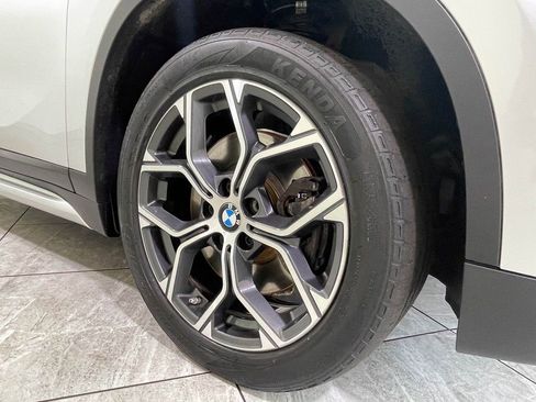Used 2020 BMW X1 xDrive28i image 9