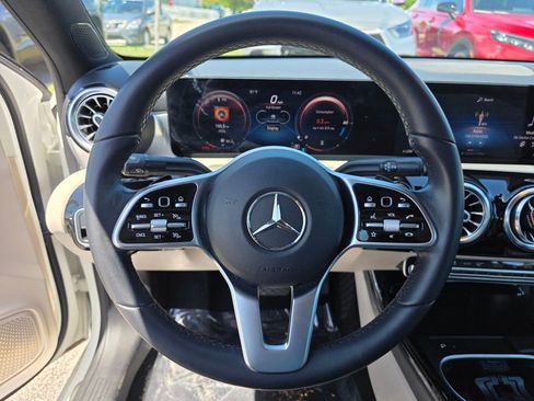 Used 2021 Mercedes-Benz A 220 image 26