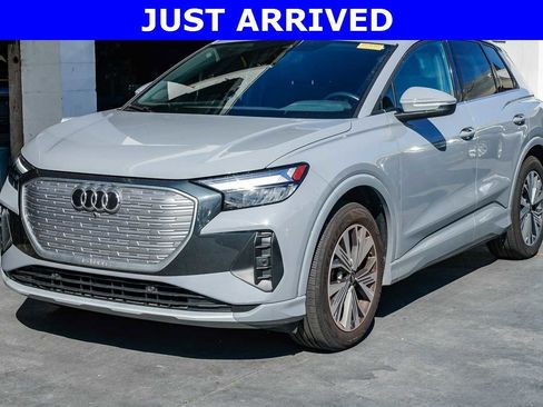 Used 2023 Audi Q4 e-tron Premium w/ Convenience Package image 1