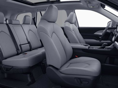 New 2026 Toyota Grand Highlander XLE image 20