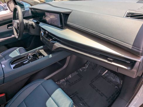 Certified 2026 Nissan Murano Platinum AWD/4WD image 20