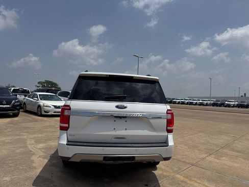 Used 2020 Ford Expedition XLT RWD image 19