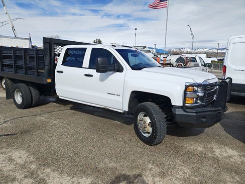 Used 2018 Chevrolet Silverado 3500 W/T w/ Snow Plow Prep Package AWD/4WD image 3