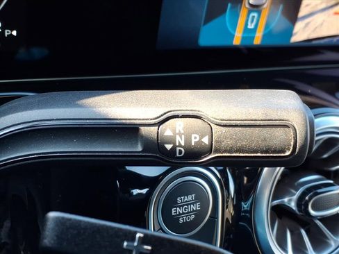 Certified 2025 Mercedes-Benz GLA 250 4MATIC image 25