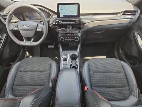 Used 2025 Ford Escape ST-Line AWD/4WD image 25