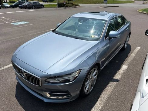 Used 2017 Volvo S90 T6 Inscription w/ Vision Package AWD/4WD image 3