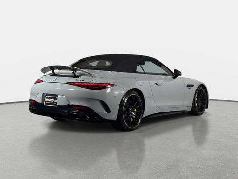 Used 2022 Mercedes-Benz SL 63 AMG 4MATIC w/ AMG Aerodynamic Package image 3