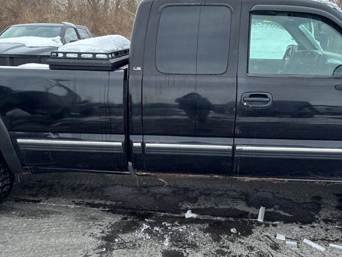 Used 2000 Chevrolet Silverado 1500 LS w/ Off-Road Chassis Pkg image 6