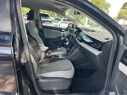 Certified 2023 Volkswagen Taos S FWD image 41