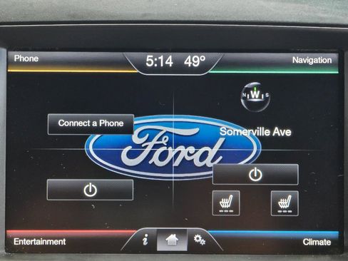 Used 2015 Ford Explorer XLT w/ Equipment Group 202A AWD/4WD image 22
