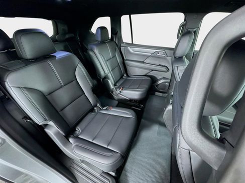 New 2026 GMC Acadia Elevation w/ Black Edition FWD image 28