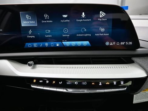 New 2027 Cadillac Optiq Premium Sport w/ LPO, Floor Liner Package AWD/4WD image 19